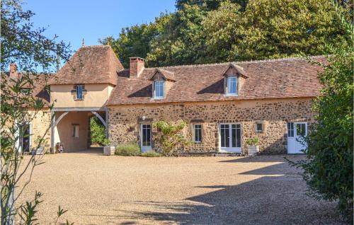 Beautiful Home In Domfront En Champagne