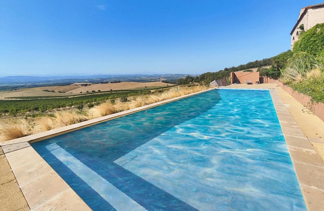Beautiful home in Villarzel-du-Razès