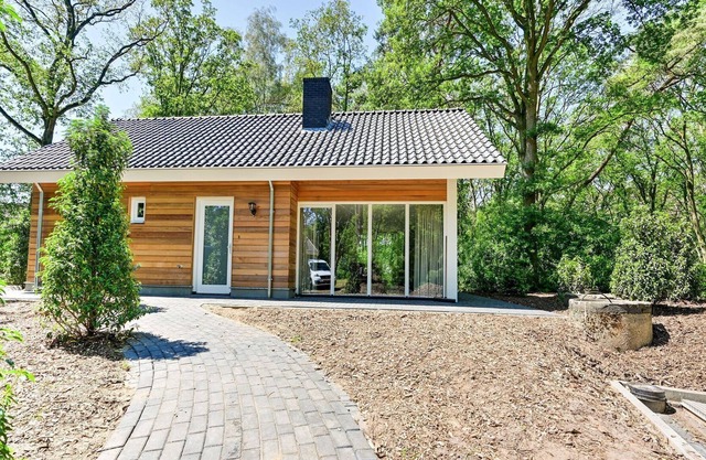 Beautiful holiday home in Reutum with a wonderful view