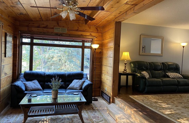 Beautiful Home in Glendo