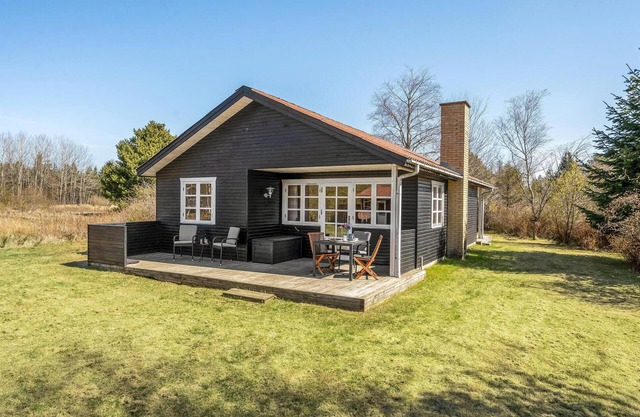 Beautiful home in Hals with WiFi
