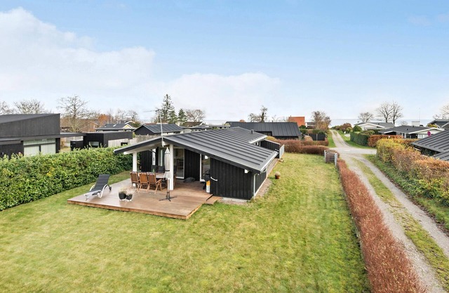 Beautiful home in Odder with WiFi