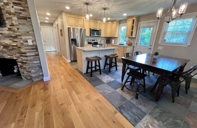Beautiful home in Orono and only minutes to University of Maine