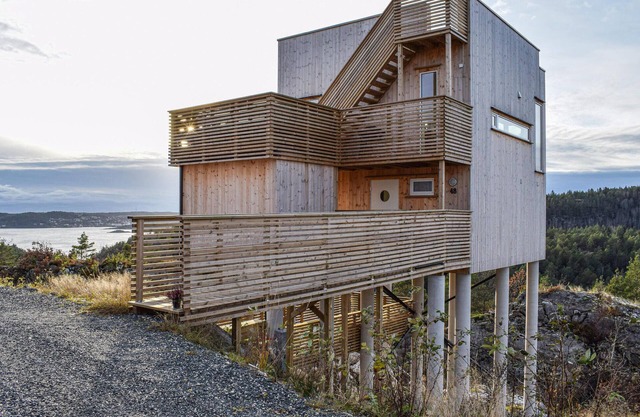 Beautiful home in Søndeled