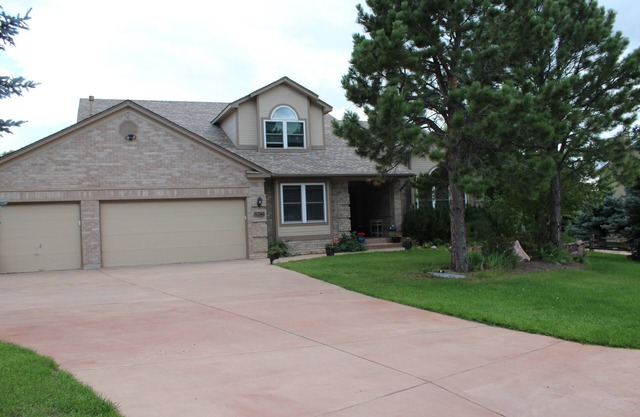 Beautiful Home 5 Miles to Air Force Academy Hot Tub and Sleeps 18