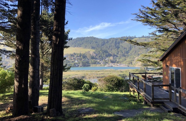 Beautiful home w/sweeping estuary, water views, Wifi, private grill & wood stove