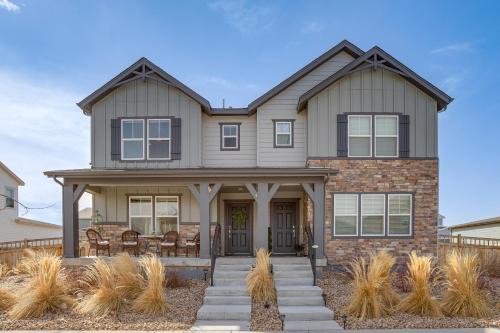 Beautiful Home with Bonus Room and Prime Location!