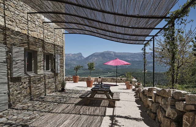 Beautiful house with exceptional view!