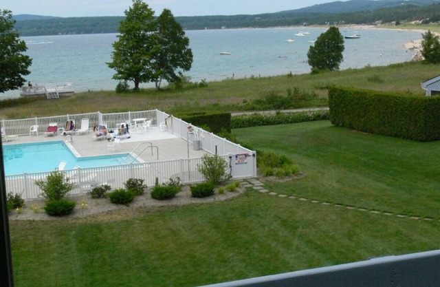 Beautiful Lake Michigan Condo on Little Traverse Bay Petoskey