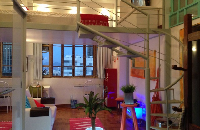 Beautiful Loft in Cinelandia Metro, Wifi, cable TV and beautiful view.