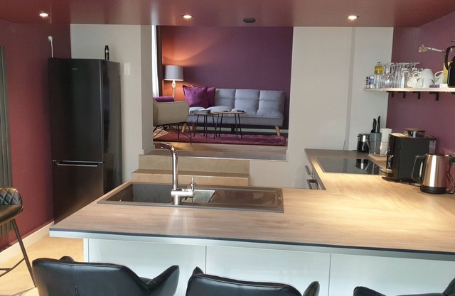 Beautiful loft with free parking