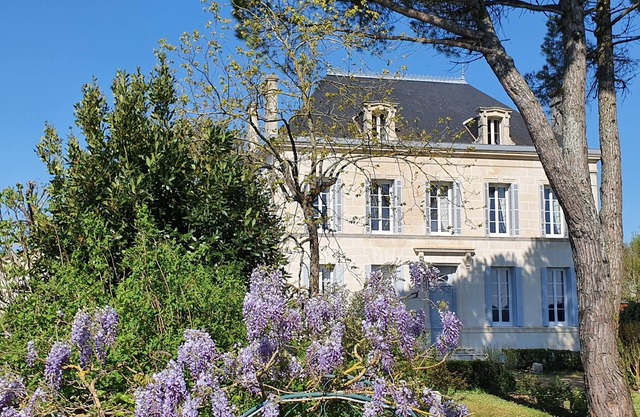 Beautiful Manor house with heated pool in a village, close to sandy beaches.