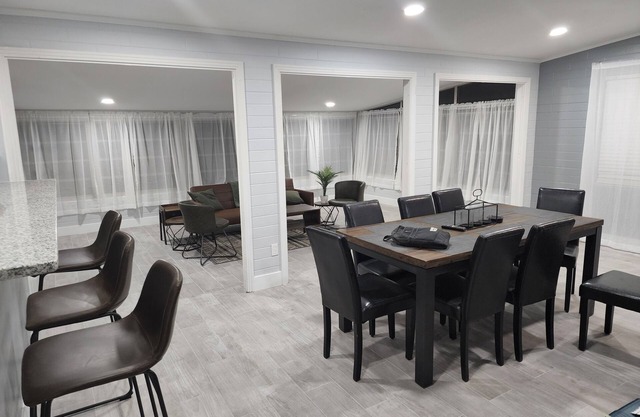 Beautiful Mid Term Home in the Elegance of Winter Park!nn