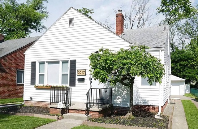 Beautiful modern home near Toledo Hospital & UT