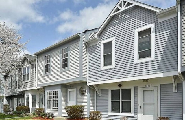 Beautiful neighborhood - 2BR Townhouse