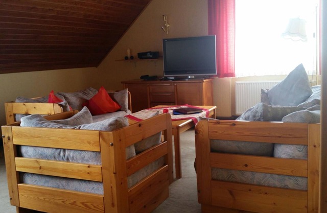 Beautiful penthouse apartment overlooking the valley - Ferienhaus Raabe