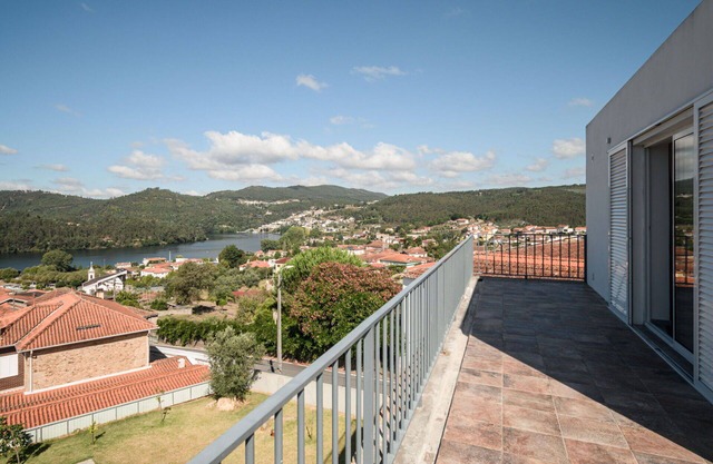 Beautiful private villa for 6 people with WIFI, TV and terrace