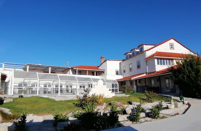 Beautiful family house with pool in the center of a typical village of Portugal