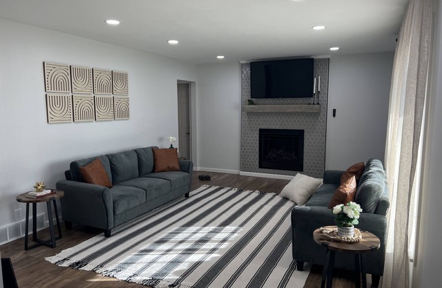 Beautiful Relaxing Home Near a Golf Course and Restaurants