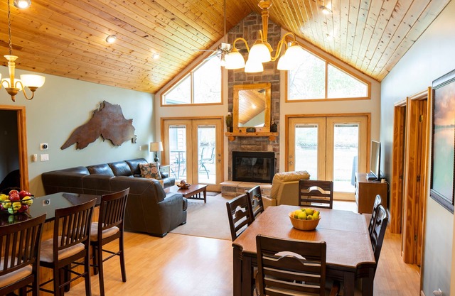 Beautiful Riverside Property!