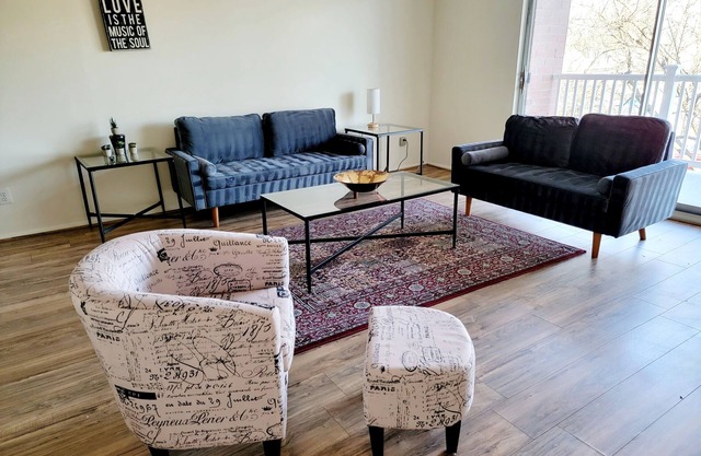 Beautiful, Spacious, 2+2 Monthly Discount