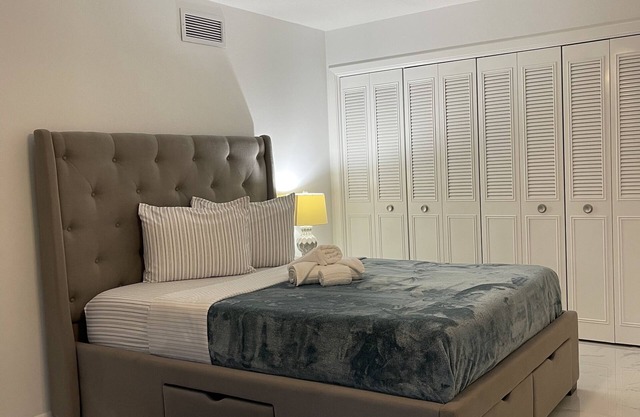 Beautiful Studio near Int. Drive, Disney & Airport.