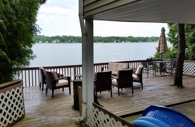 Beautiful sunsets on the lake, spectacular views from prime north-east location