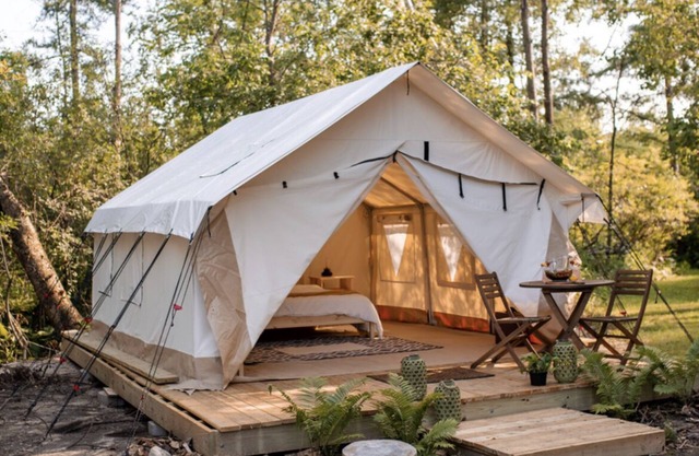 Beautiful Tent at Camp Northern Lights!