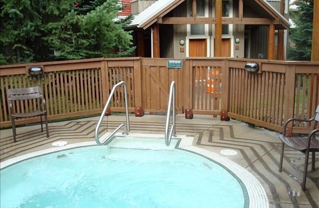 Beautiful townhouse in Whistler Village Resort