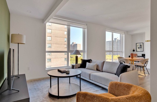 Beautiful UWS 2BR w/Elevator & W/D, nr Central Park, by Blueground