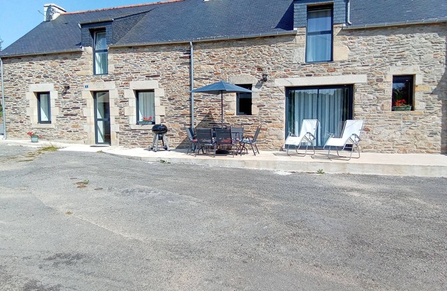 Beautiful vacation home 2km from ROCHEFORT EN TERRE