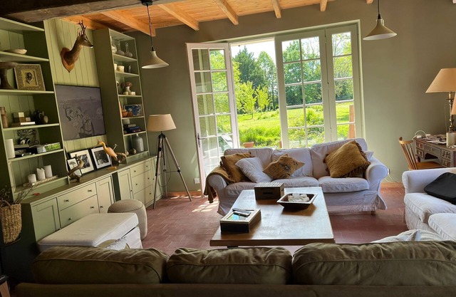 Beautiful vacation home 35 min from La Rochelle