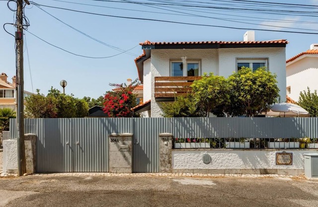Beautiful Villa & Garden In Centrum Of S. Pedro Estoril