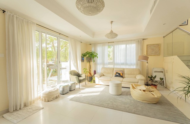 Beautiful villa with beautiful space for family and suitable for holding parties