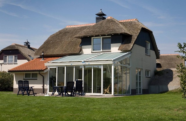 Beautiful villa with conservatory