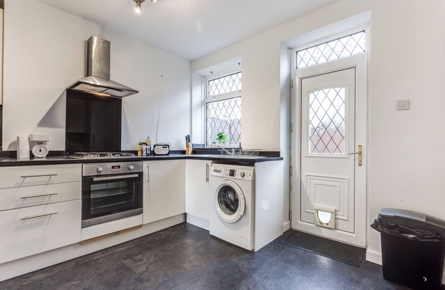 Beautifully Presented, Newly Furbished Victorian Terraced House That Sleeps 6