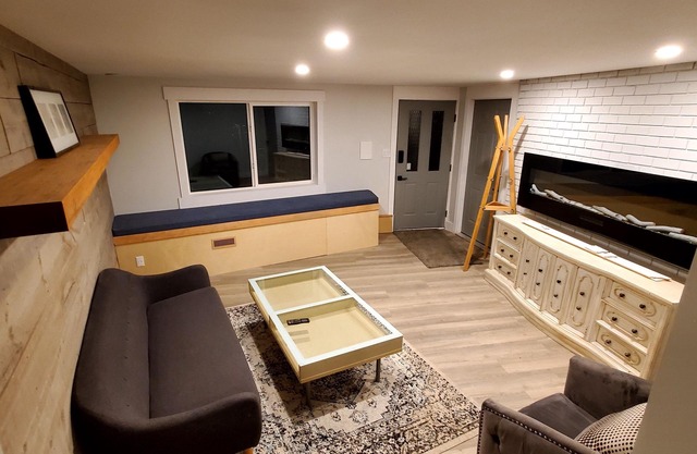 Beautifully renovated suite in the heart of Campbell River