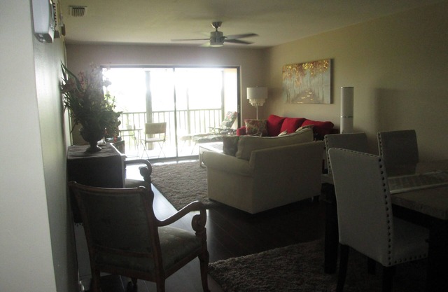 Beautifully Renovated 2 Bedroom/2 Bath Third Floor Unit Available For Season