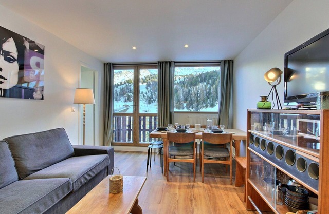 Beautifully renovated apartment for 5 in La Plagne