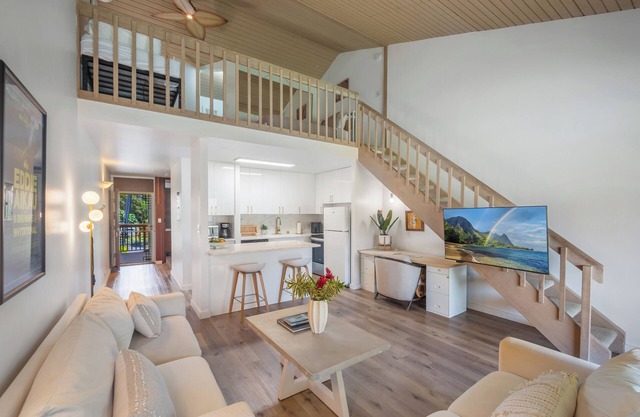 BEAUTIFULLY RENOVATED IN 2025/MODERN ONE BEDROOM + LOFT AT TURTLE BAY