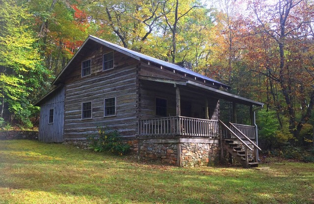 Beautifully-restored 200-year-old Log Cabin off the Blue Ridge Parkway