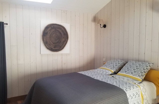 Bed and breakfast in Gourgé near Parthenay in a quiet country setting