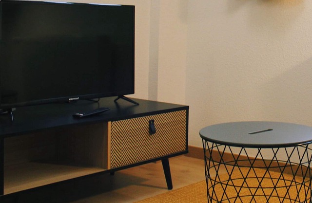 ★ Bed & Work ★ Free Wifi ★ Near Stellantis / Faurecia / GE