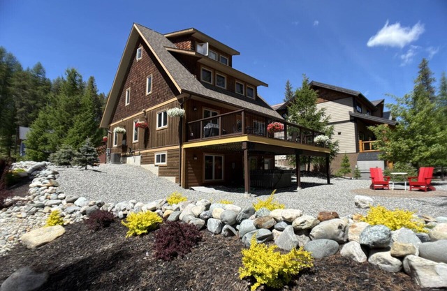 Bedrooms Galore Hottub Short Flat Walk to Lift