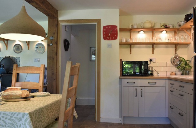 Beech Tree Cottage at Blackaton Manor Farm