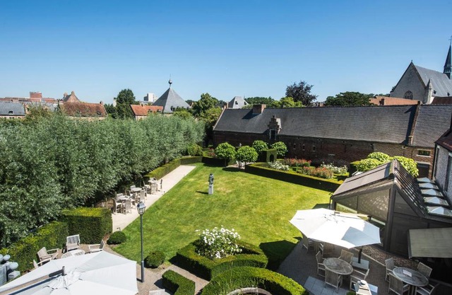 Begijnhof Hotel