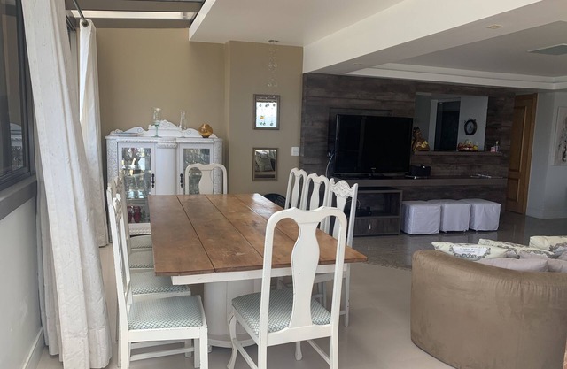 Beira Mar apartment with daily cleaning service
