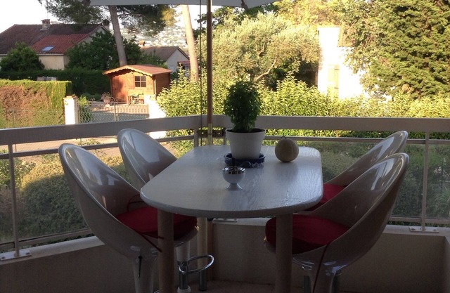 Bel Appartement a 10 mn de Cannes Centre 2 Pieces Moderne