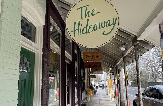 Bell Buckle Hideaway - Downtown Bell Buckle, TN