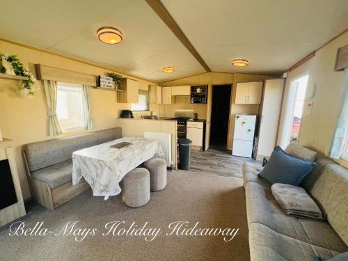 Bella-Mays Holiday Hideaway